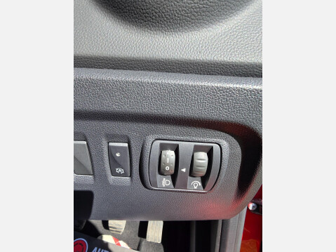 Renault Captur 0.9 TCe ENERGY Iconic Euro 6 (s/s) 5dr 24