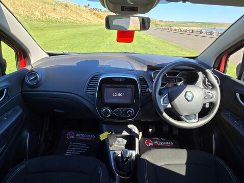 Renault Captur 0.9 TCe ENERGY Iconic Euro 6 (s/s) 5dr 14