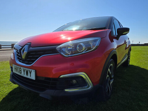 Renault Captur 0.9 TCe ENERGY Iconic Euro 6 (s/s) 5dr 51