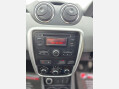 Dacia Duster 1.5 dCi Ambiance 4WD Euro 6 (s/s) 5dr 30