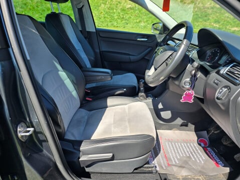 SEAT Toledo TSI STYLE ADVANCED 27