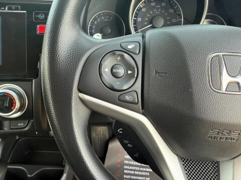 Honda Jazz I-VTEC SE 12