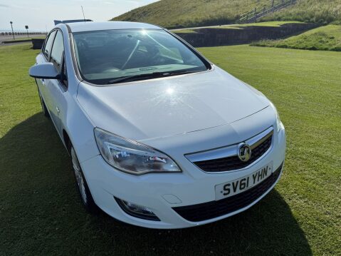Vauxhall Astra EXCITE 3