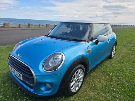 Mini Hatch COOPER D