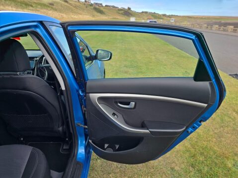 Hyundai i30 1.6 CRDi Blue Drive SE Nav Euro 6 (s/s) 5dr 24