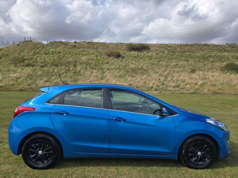Hyundai i30 1.6 CRDi Blue Drive SE Nav Euro 6 (s/s) 5dr 11