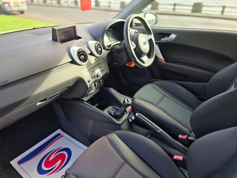 Audi A1 1.4 TFSI Competition Line Euro 5 (s/s) 3dr 39