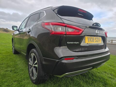 Nissan Qashqai 1.5 dCi N-Connecta Euro 6 (s/s) 5dr 8