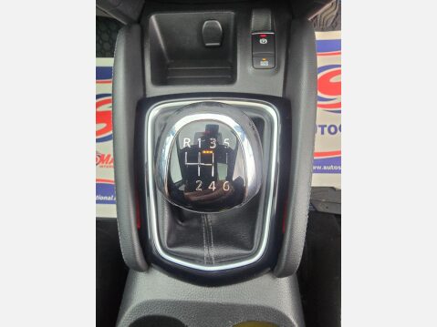 Nissan Qashqai 1.5 dCi N-Connecta Euro 6 (s/s) 5dr 26