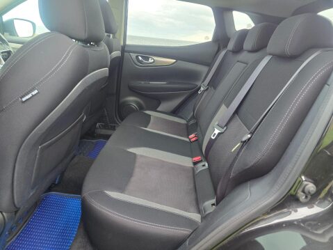 Nissan Qashqai 1.5 dCi N-Connecta Euro 6 (s/s) 5dr 22