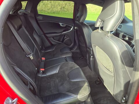Volvo V40 2.0 D2 R-Design Euro 6 (s/s) 5dr 21