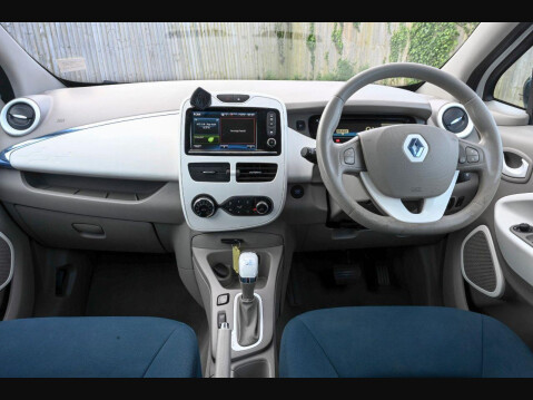 Renault Zoe EXPRESSION 5d 88 BHP Lovely Condition, Great City Car! 23