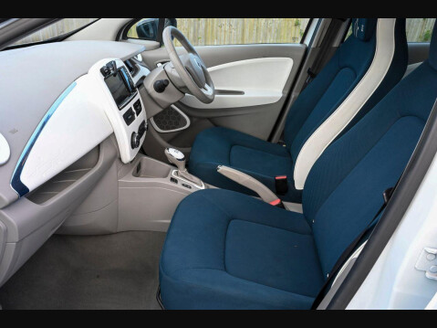 Renault Zoe EXPRESSION 5d 88 BHP Lovely Condition, Great City Car! 36