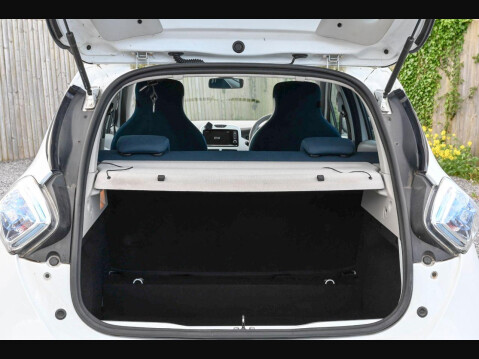 Renault Zoe EXPRESSION 5d 88 BHP Lovely Condition, Great City Car! 40