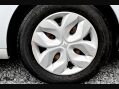 Renault Zoe EXPRESSION 5d 88 BHP Lovely Condition, Great City Car! 46
