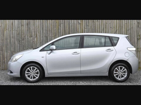 Toyota Verso 2.0 D-4D TR Euro 5 5dr 17