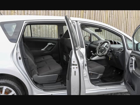 Toyota Verso 2.0 D-4D TR Euro 5 5dr 18
