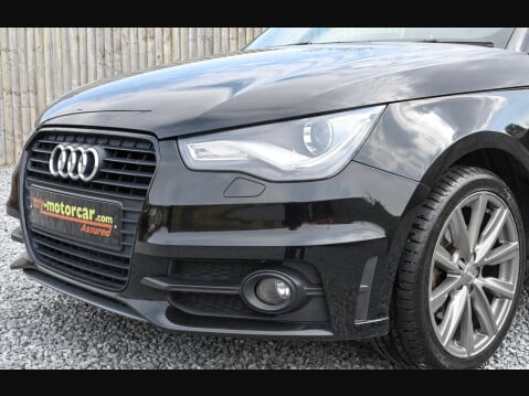 Audi A1 1.4 TFSI S line Style Edition Euro 5 (s/s) 3dr 5