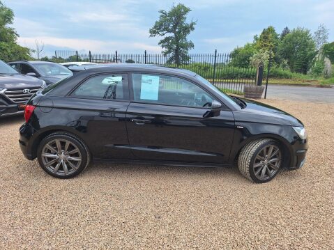 Audi A1 1.4 TFSI S line Style Edition Euro 5 (s/s) 3dr 5