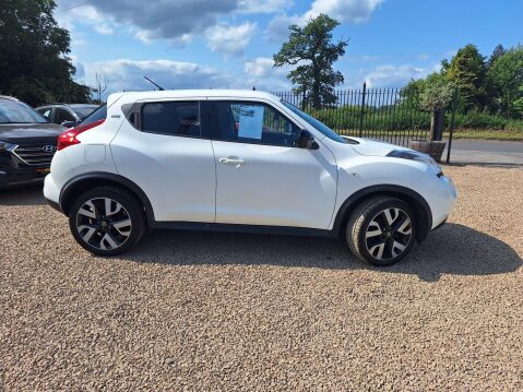 Nissan Juke 1.6 n-tec Euro 5 5dr (17in Alloy) 8
