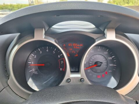 Nissan Juke 1.6 n-tec Euro 5 5dr (17in Alloy) 15
