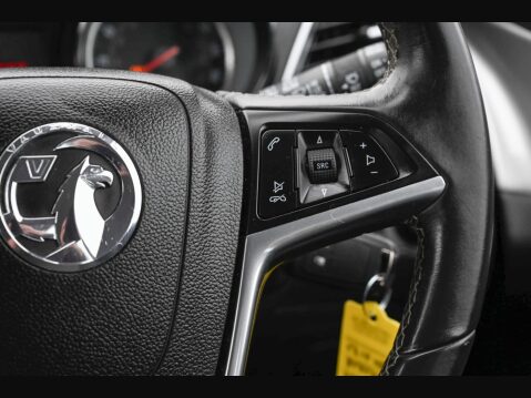 Vauxhall Mokka 1.6i Exclusiv 2WD Euro 6 (s/s) 5dr 37