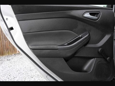 Ford Focus 1.5 TDCi Zetec Edition Euro 6 (s/s) 5dr 43
