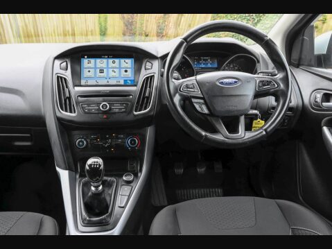 Ford Focus 1.5 TDCi Zetec Edition Euro 6 (s/s) 5dr 26