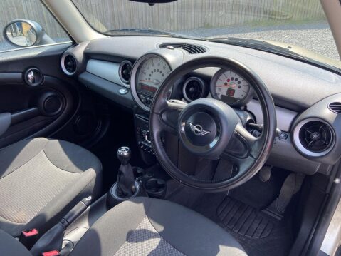 Mini Hatch 1.6 Cooper Euro 5 3dr 14