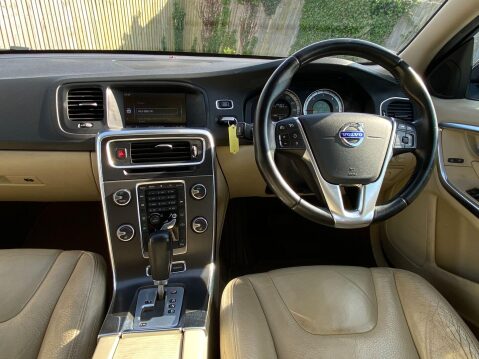 Volvo S60 2.4 D5 SE Lux Geartronic Euro 5 4dr 14