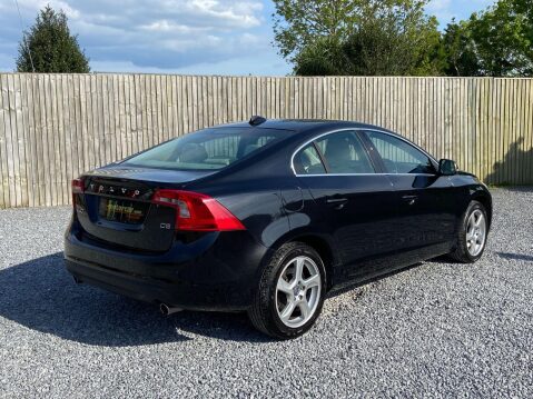 Volvo S60 2.4 D5 SE Lux Geartronic Euro 5 4dr 9