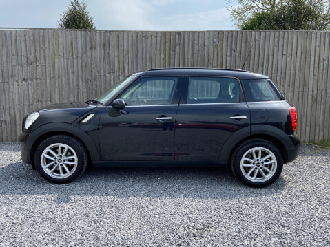 Mini Countryman 1.6 Cooper Euro 5 (s/s) 5dr 5
