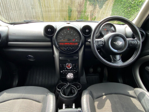 Mini Countryman 1.6 Cooper Euro 5 (s/s) 5dr 10