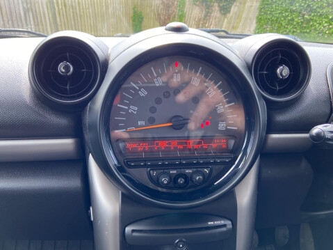 Mini Countryman 1.6 Cooper Euro 5 (s/s) 5dr 13