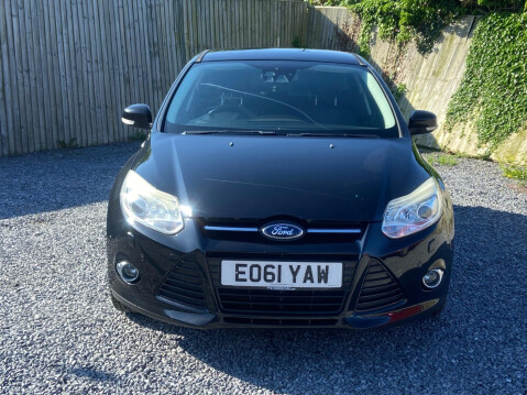 Ford Focus 1.6T EcoBoost Titanium X Euro 5 (s/s) 5dr 3