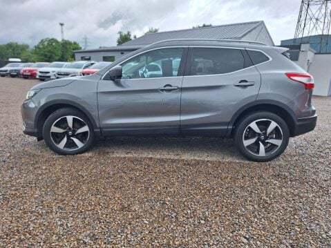 Nissan Qashqai 1.5 dCi N-Connecta 2WD Euro 6 (s/s) 5dr 3