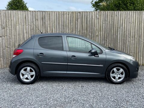Peugeot 207 1.4 Sportium Euro 5 5dr 9