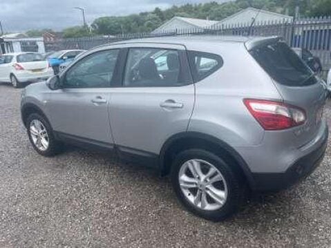 Nissan Qashqai 1.6 Acenta 2WD Euro 5 (s/s) 5dr 3