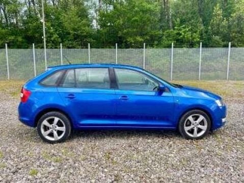 Skoda Rapid Spaceback 1.6 TDI SE Tech DSG Euro 5 5dr 9