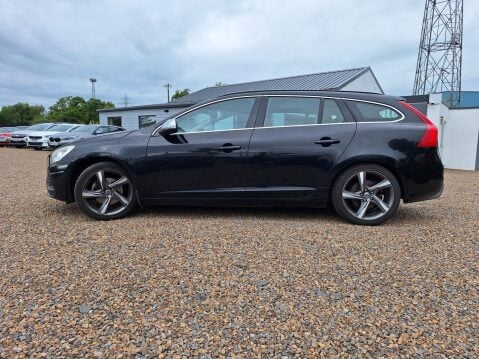 Volvo V60 1.6D DRIVe R-Design Euro 5 (s/s) 5dr 3