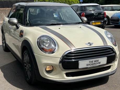 Mini Hatch Cooper 1.5 Seven Edition 5 door - VISUAL BOOST - MINI CONNECTED 12