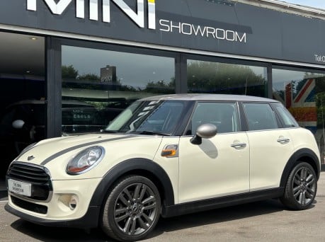 Mini Hatch Cooper 1.5 Seven Edition 5 door - VISUAL BOOST - MINI CONNECTED