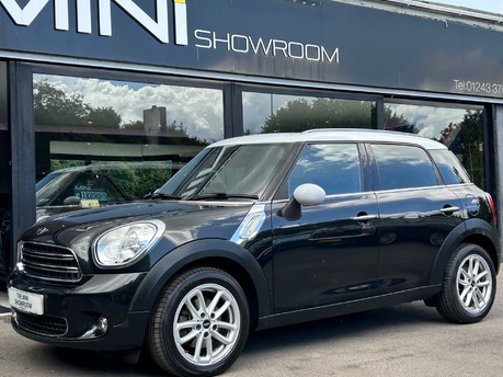 Mini Countryman Cooper D 2.0 Automatic Chili / Media - SOLD