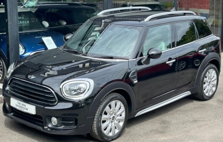 Mini Countryman Cooper D 2.0 Chili / Media + LOUNGE LEATHER + HIGH SPEC 10