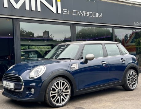 Mini Hatch Cooper 1.5 Seven Edition Chili / Media 5 door - SAT NAV + LOUNGE LEATHER