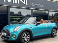 Mini Convertible Cooper 1.5 Pepper + CHESTER LEATHER + HEATED SEATS + VISUAL BOOST AUDIO