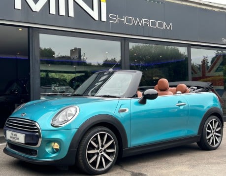 Mini Convertible Cooper 1.5 Pepper + CHESTER LEATHER + HEATED SEATS + VISUAL BOOST AUDIO