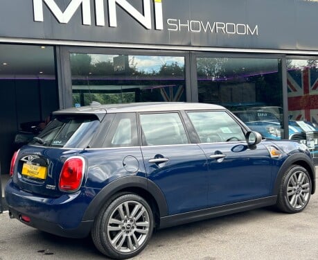 Mini Hatch Cooper 1.5 Seven Edition 5 door - DAB VISUAL BOOST - MINI CONNECTED 2