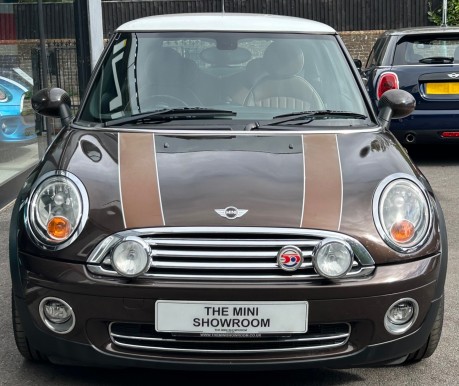 Mini Hatch Cooper 1.6 Mayfair 50th Anniversary Edition - SOLD 6