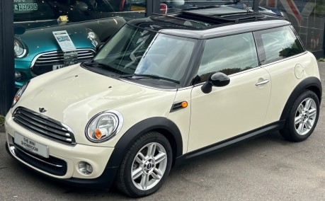 Mini Hatch Cooper 1.6 Automatic Chili - DEPOSIT TAKEN 9